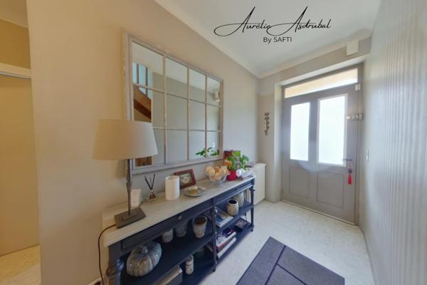 Très belle maison avec grand jardin arboré et piscine à Sarlat