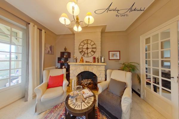 Très belle maison avec grand jardin arboré et piscine à Sarlat