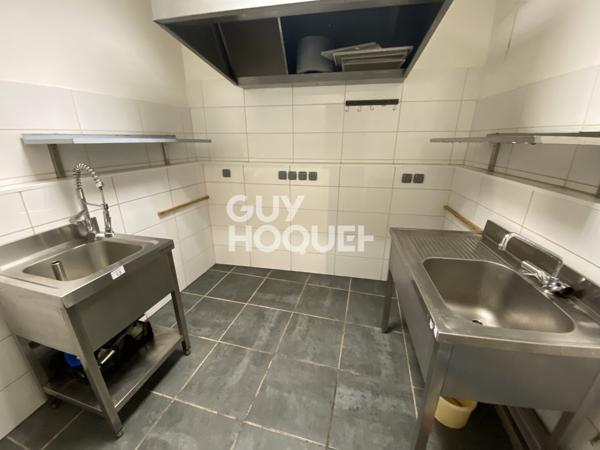 Local commercial Fontenay Le Comte 243 m2