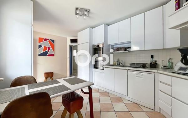 Maison à vendre    5 pièces •  Chazelles-sur-Lyon