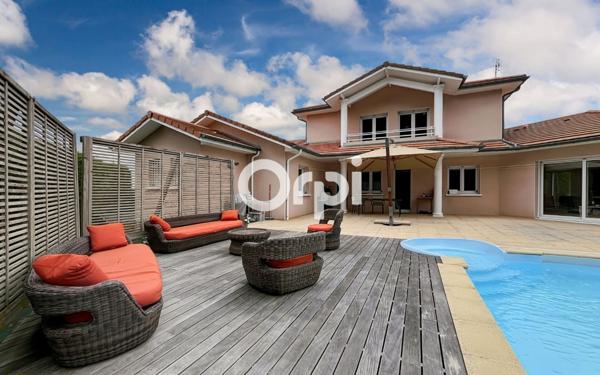 Maison à vendre    5 pièces •  Chazelles-sur-Lyon