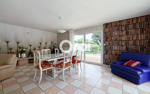 Maison à vendre    5 pièces •  Chazelles-sur-Lyon