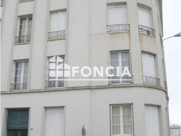 Location Appartement 2 pièces 67.67 m² - 23 RUE DU CHATEAU Brest 29200