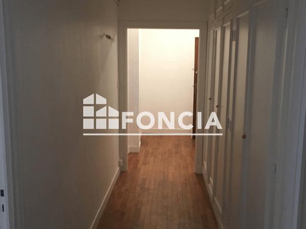 Location Appartement 2 pièces 67.67 m² - 23 RUE DU CHATEAU Brest 29200
