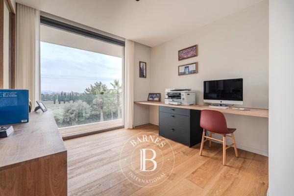 Aix-en-Provence, Villa 4 Chambres -  280 m² à vendre