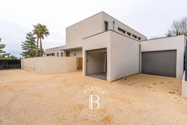 Aix-en-Provence, Villa 4 Chambres -  280 m² à vendre