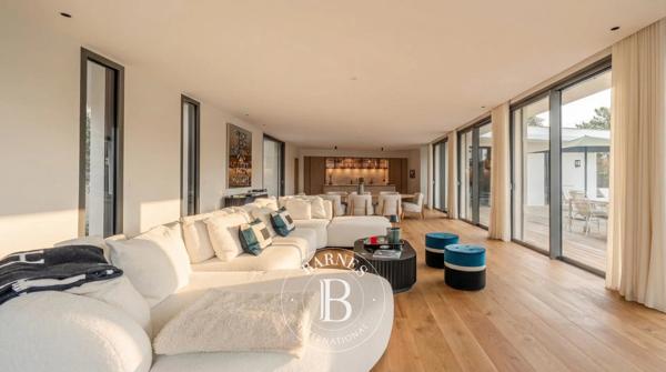 Aix-en-Provence, Villa 4 Chambres -  280 m² à vendre