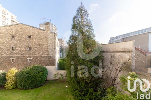 Appartement 3 pièces de 74 m² à Paris (75015)