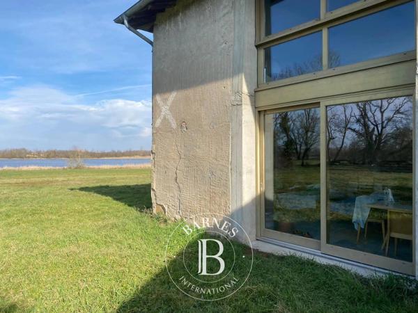 Villars-les-Dombes, Propriété  1 000 m² à vendre