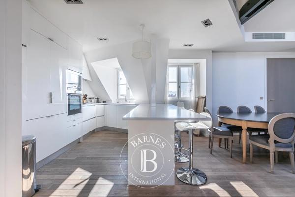 Paris 16ème, Appartement 4 Chambres -  165 m² à vendre