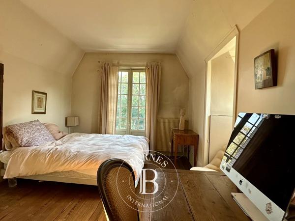 Arpajon, Maison 6 Chambres -  213 m² à vendre