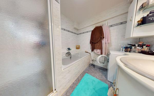 Appartement à vendre    5 pièces • 90 m2 Yutz