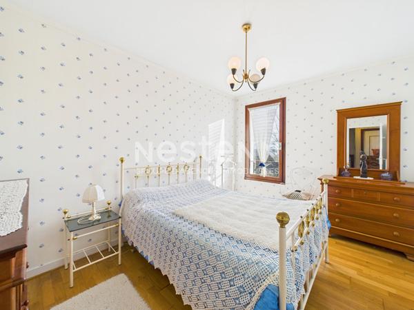 A vendre à Aurillac, quartier Belbex, sur terrain clos d'environ 600m², Maison de type 4 d'une surface de 111 m²