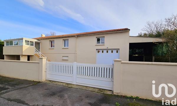 Maison à vendre 7 pièces 169 m² Chantonnay
