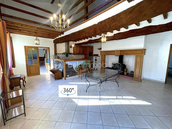 Corps de ferme de 334 m²