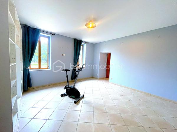Corps de ferme de 334 m²