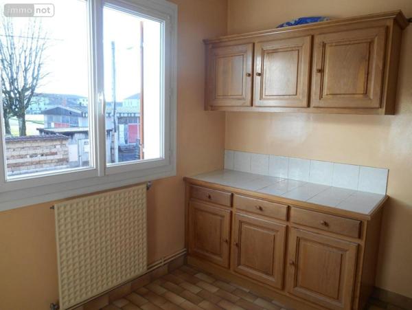 Appartement à louer à Bourg-en-Bresse dans l'Ain (01000), ref : 01083-L150