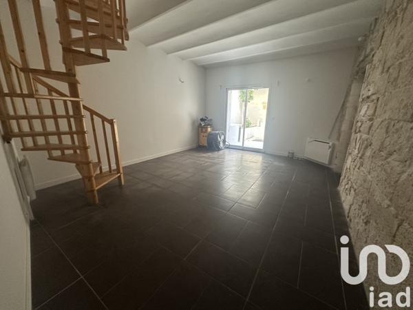 Location appartement 2 pièces 84 m² Saint-Gilles