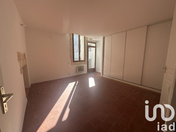 Location appartement 2 pièces 84 m² Saint-Gilles