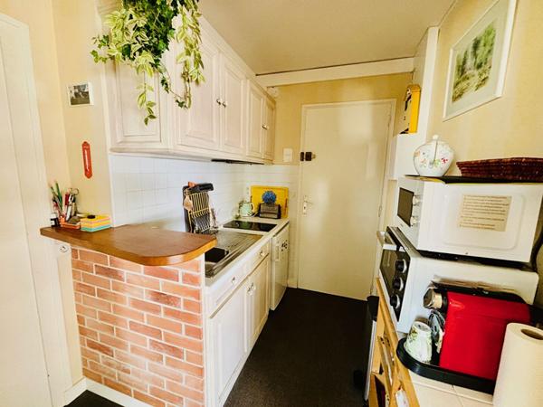 Appartement T1Bis La Baule Les Pins latéral mer