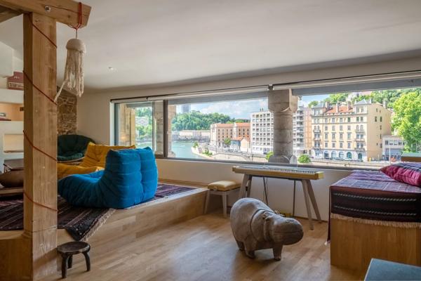 LYON 5 - Quai de Saône - Appartement de 122 m² rénové - Duplex - 2 chambres - Vue Saône et Croix-Rousse