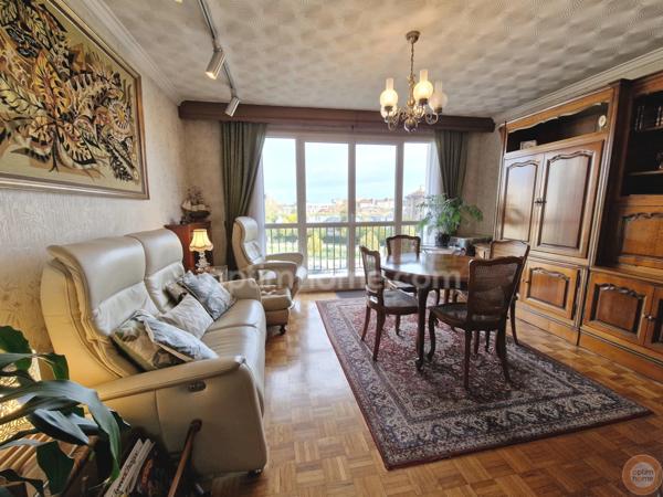 Appartement 3 pièces 2 chambres + parking + cave