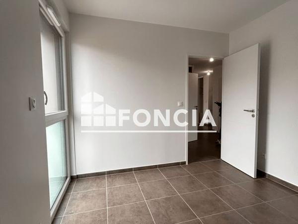 Location Appartement 4 pièces 87.44 m² - 11 RUE COLOMBINE Grenoble 38100