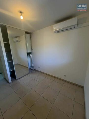 A vendre - Appartement T3 de 51 m2 avec varangue parking fermé-Secteur Sainte-Clotilde