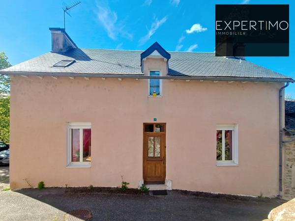 Cassagnes-Bégonhès (12120) Charmante Maison de Village T5 de 170 m² séparée en 2 logements