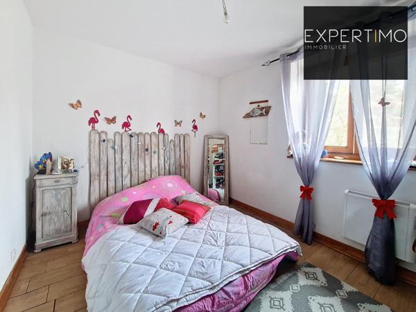 Cassagnes-Bégonhès (12120) Charmante Maison de Village T5 de 170 m² séparée en 2 logements