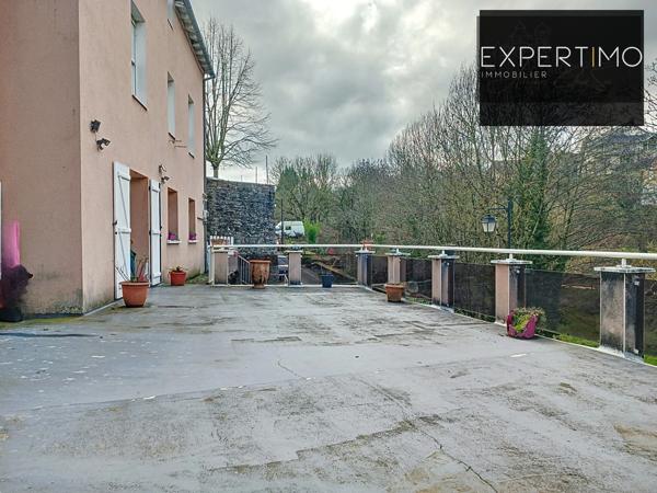 Cassagnes-Bégonhès (12120) Charmante Maison de Village T5 de 170 m² séparée en 2 logements