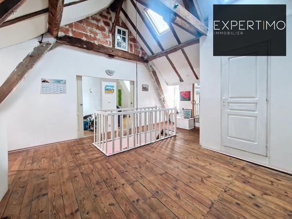 Cassagnes-Bégonhès (12120) Charmante Maison de Village T5 de 170 m² séparée en 2 logements