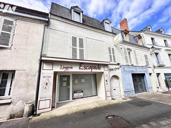 Local commercial avec logement à Ste Maure de Touraine