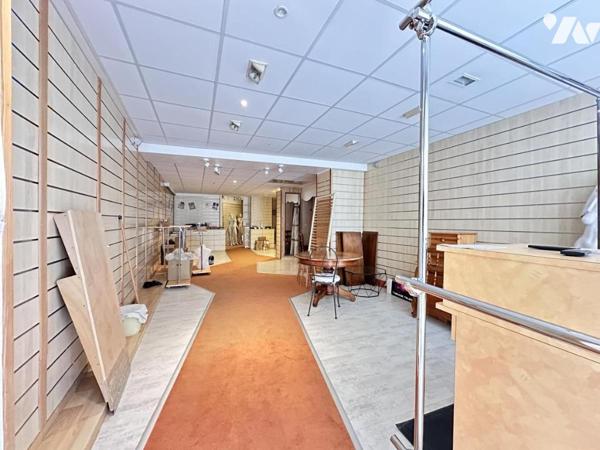 Local commercial avec logement à Ste Maure de Touraine