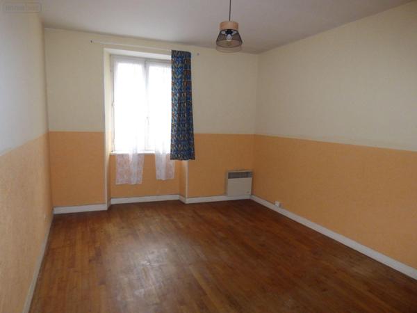 Maison de ville à vendre à Périers dans la Manche (50190), ref : MAIS1153