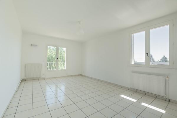 Maison individuelle, 4 chambres, jardin et garage