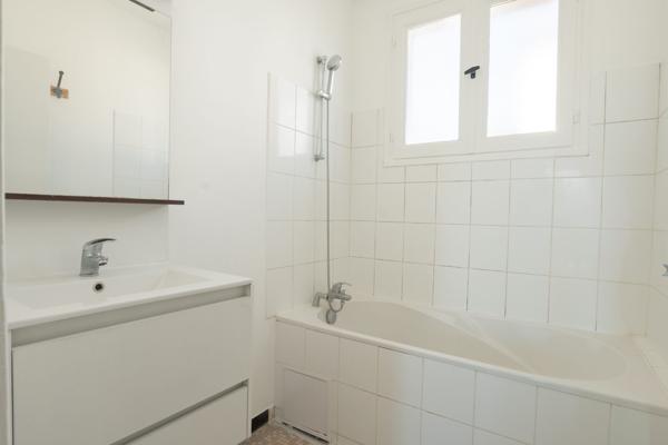 Maison individuelle, 4 chambres, jardin et garage