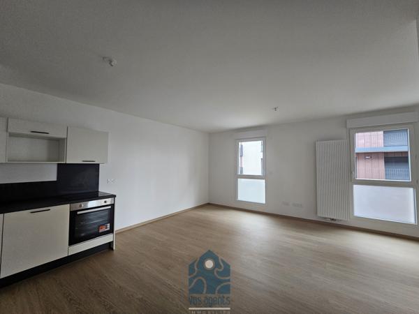 Appartement neuf T4 avec terrasse et garage