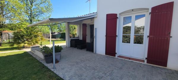 MAISON PARFAITEMENT ENTRETENUE – PROCHE TOUTES COMMODITÉS