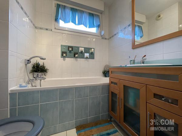 3%.COM - EXCLUSIVITÉ à GRIESHEIM sur SOUFFEL , F5/6 de 120m²,garage,cave,terrasse Griesheim-sur-Souffel (67370)