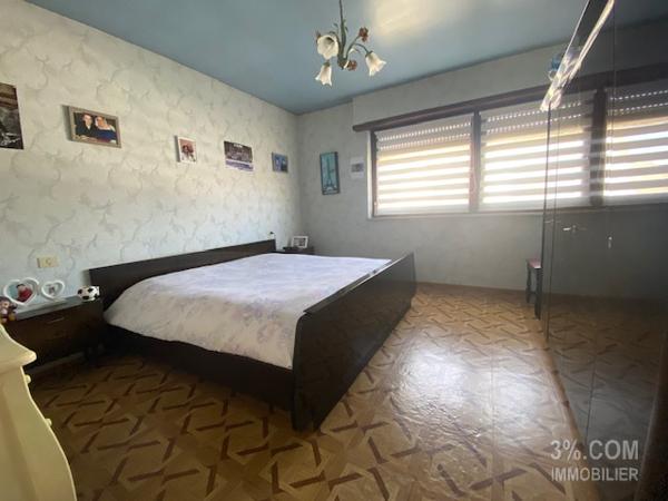 3%.COM Maison à rénover avec 2 chambres sur terrain de 5,92 ares  Wingersheim (67170)