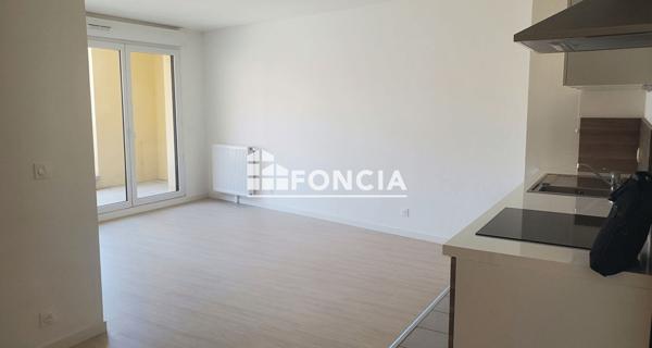 Location Appartement 3 pièces 65.65 m² - ÉTampes 91150