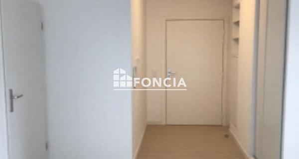 Location Appartement 3 pièces 65.65 m² - ÉTampes 91150