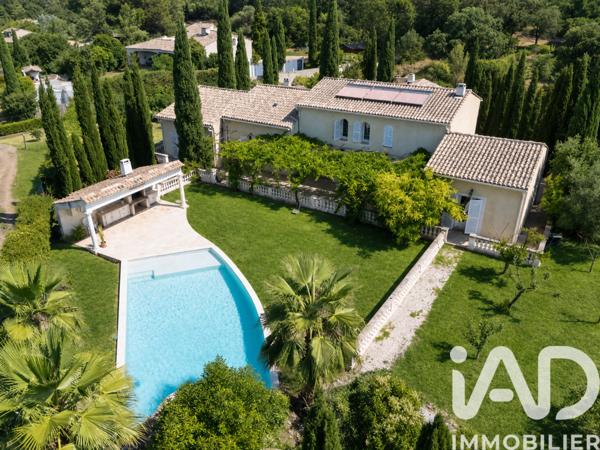 Maison à vendre 6 pièces 268 m² Solliès-Pont