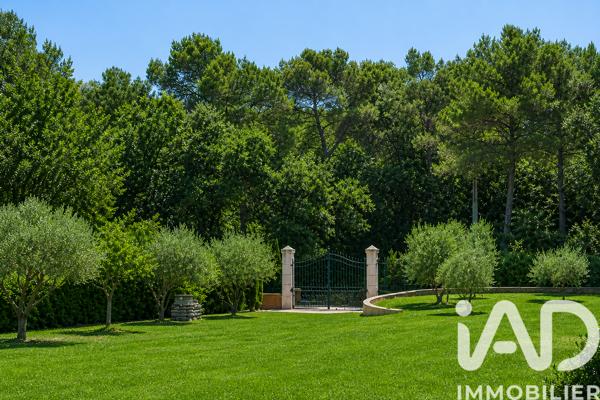 Maison à vendre 6 pièces 268 m² Solliès-Pont