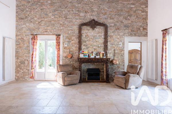Maison à vendre 6 pièces 268 m² Solliès-Pont