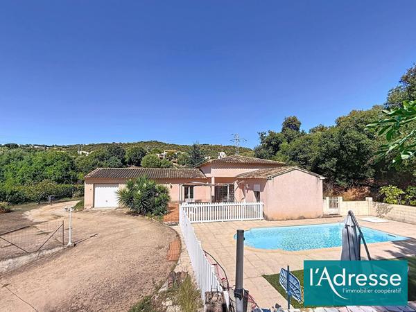 Maison de 127 m² avec piscine sur Bastelicaccia - 4 chambres de plain pied - grand terrain plat