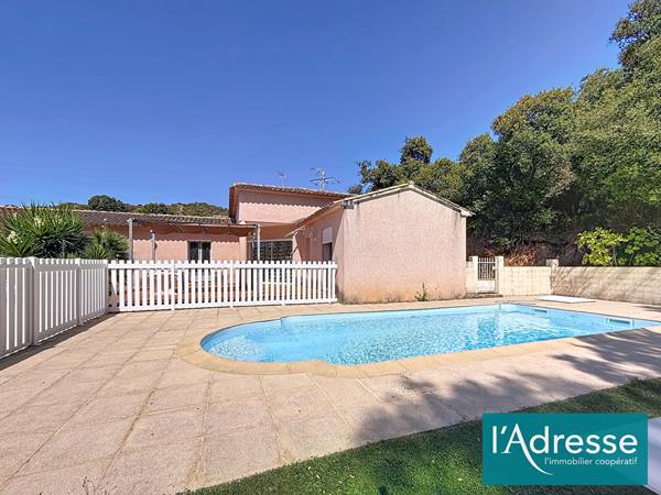 Maison de 127 m² avec piscine sur Bastelicaccia - 4 chambres de plain pied - grand terrain plat
