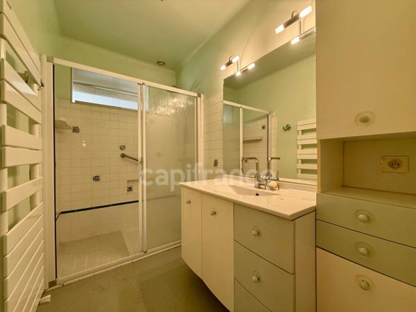 À vendre, Maison 5 chambres sur un terrain de 800 m², à 1 km des plages de Bénodet.