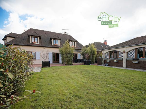 Maison 8 pièces - 215 m²